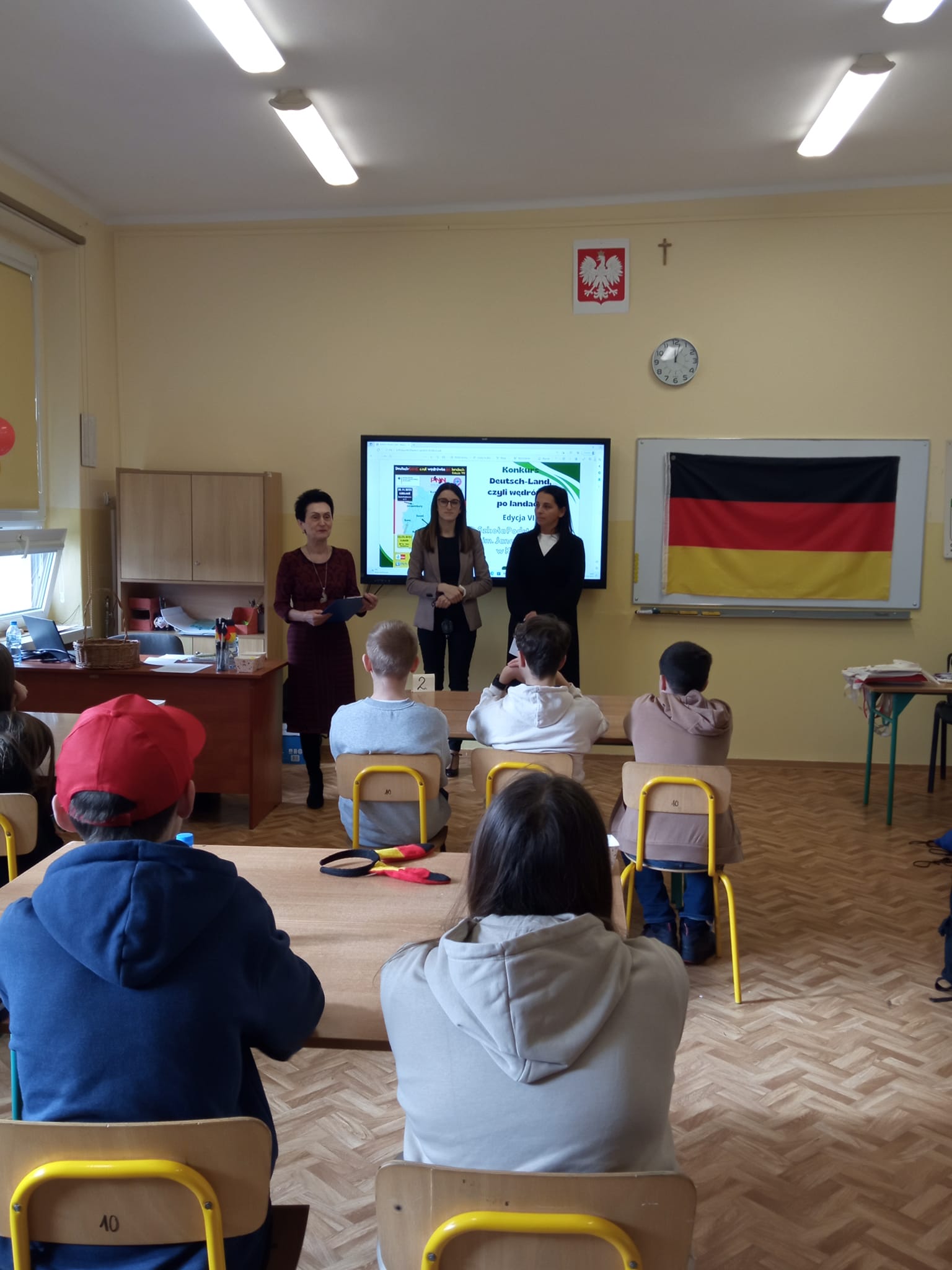 Uczniowie naszej szkoły w trakcie zmagań w wojewódzkim konkursie